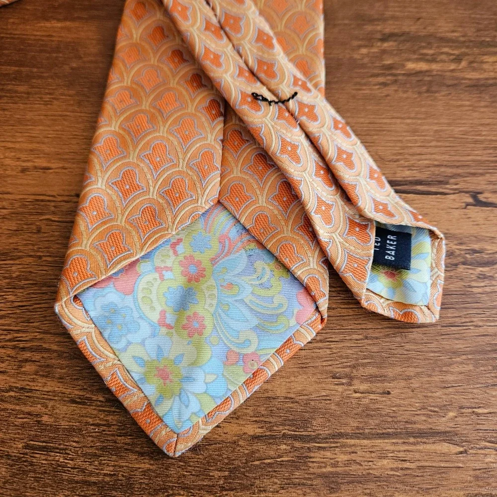 Ted Baker London Mens Orange Scalloped Ogee Jacquard Pattern Silk Necktie USA - Picture 7 of 7